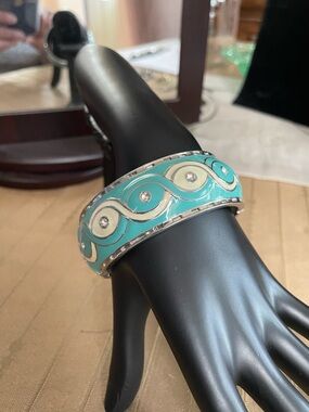 Turquoise and Cream Enamel Bangle Bracelet with Rhinestones